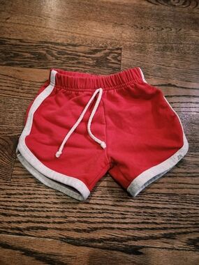 Little Road Co. - Valor Red Midi Shorts With White Trim - Size 4T / 4Y